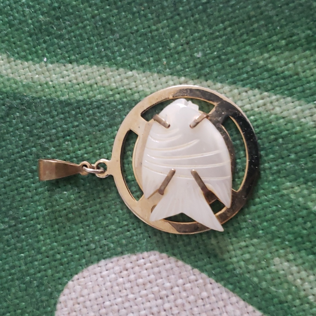 Fish Pendent 10$